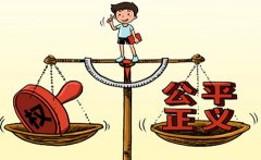 男子诉称在一起民事纠纷案件中遇到诸多奇葩事